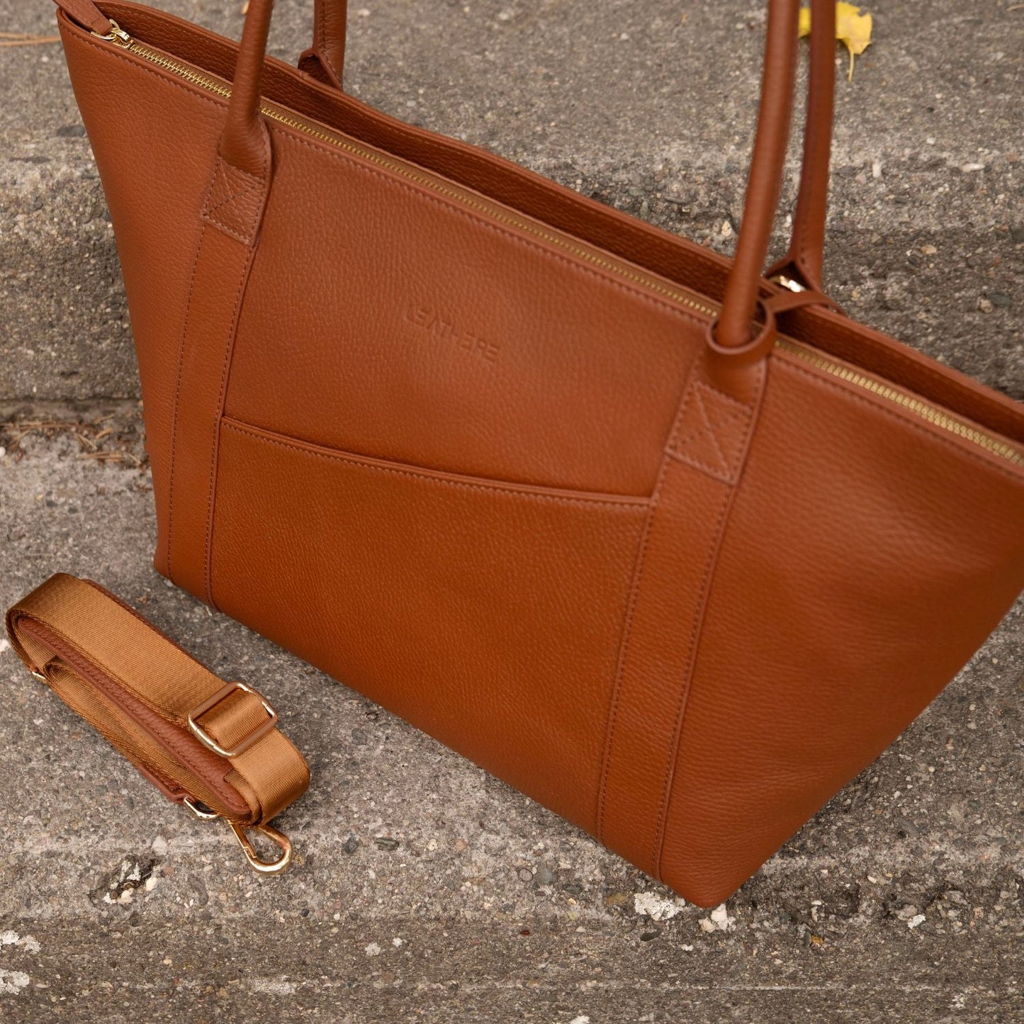 El bolso tote Leathere New York - Coñac
