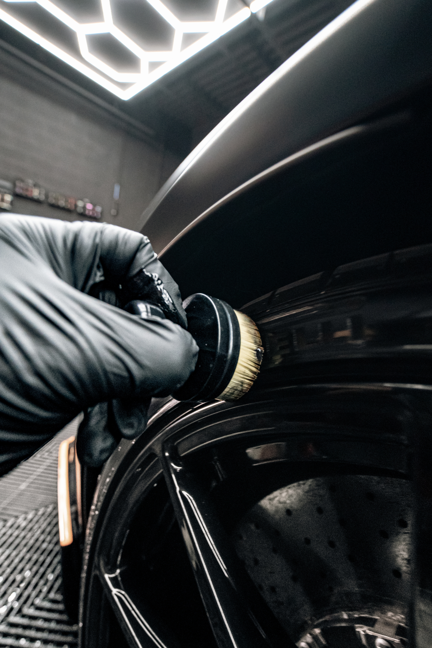 BLACKLINE® TIRE SHINE APPLICATOR BRUSH