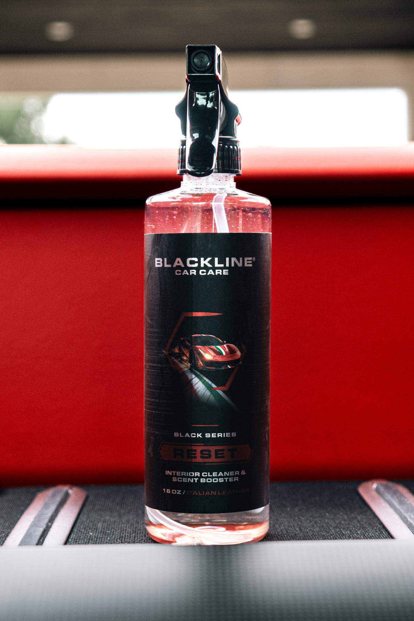 BLACKLINE® LIMPIADOR DE INTERIORES Y MEJORADOR DE AROMA